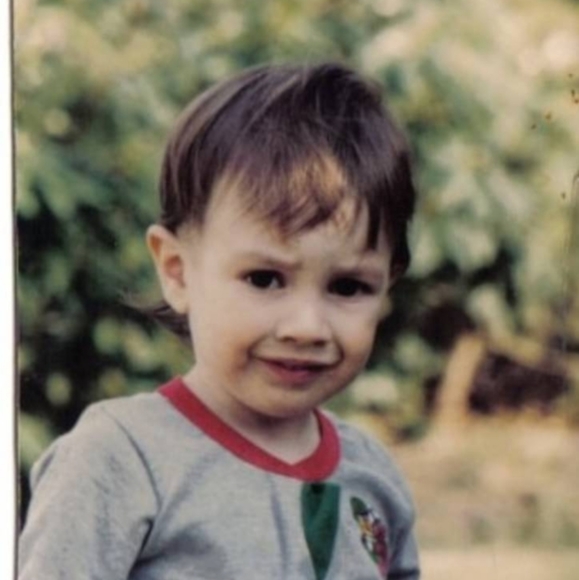 Posh Ambassador Gabe Keith - Picture 3 of 4